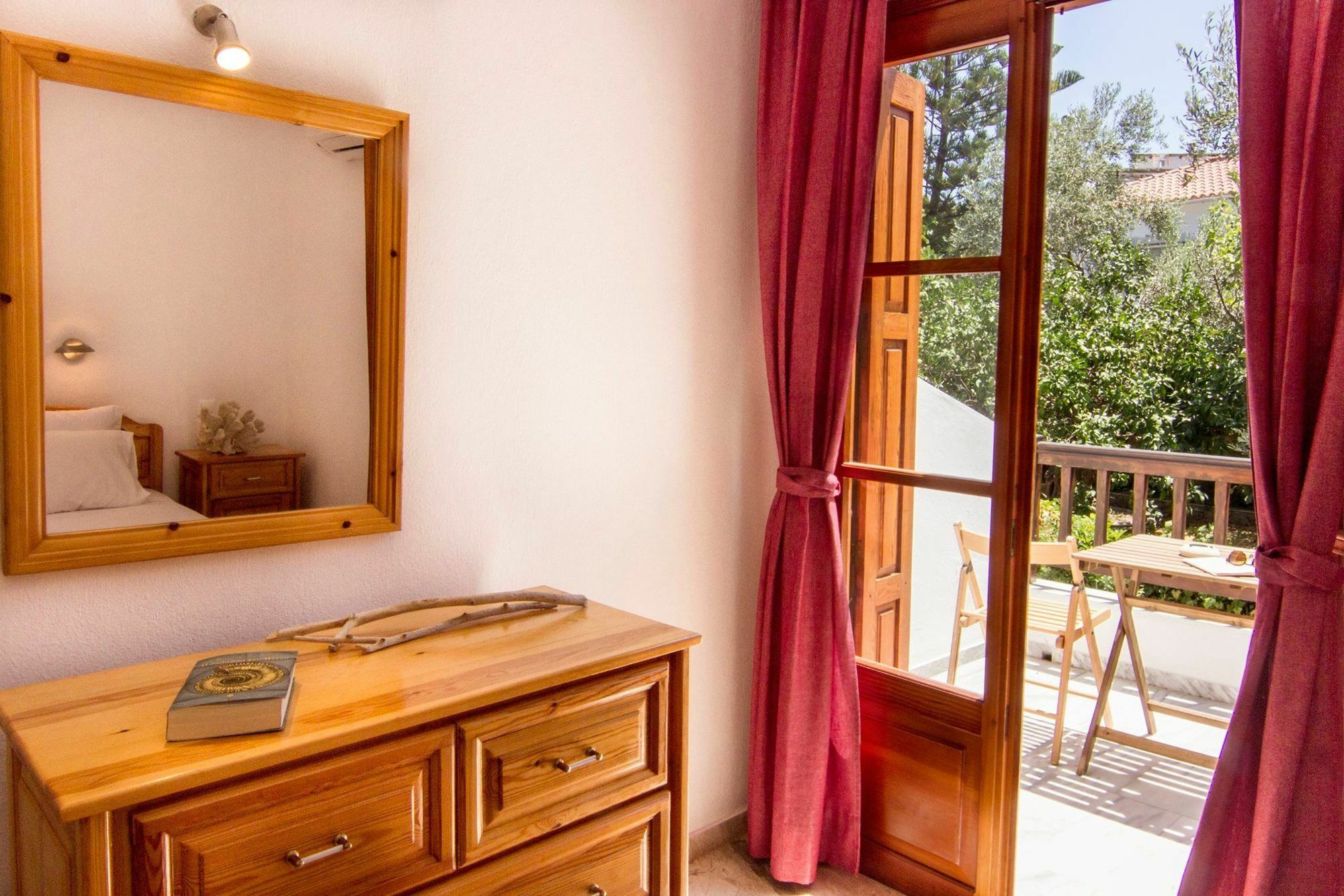Naftilos Skiathos Ngoại thất bức ảnh